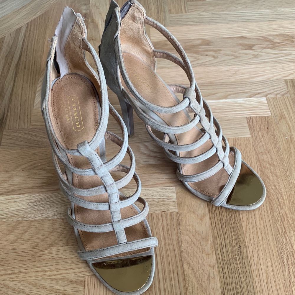 Coach nude heels! - Picture 2 of 2